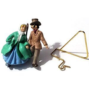 Hallmark SKATER'S WALTZ miniature Christmas Ornament ice skating couple 1988